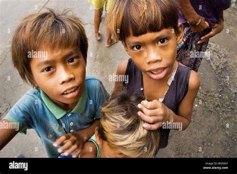 Begging in Tagalog.